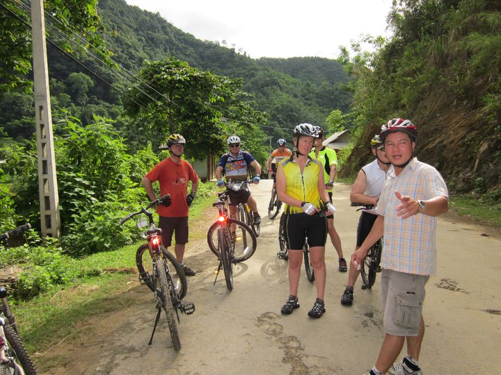 North Vietnam Bicycle Tour Mai Chau, Ninh Binh 6 Days